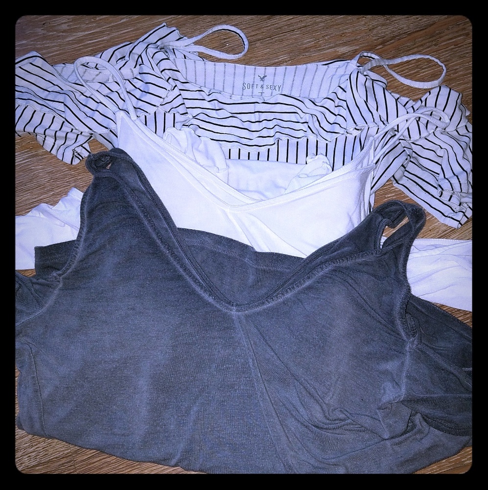 American Eagle tops